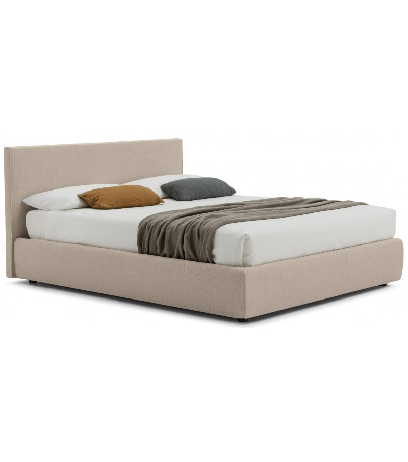Beds collection by Bolzan